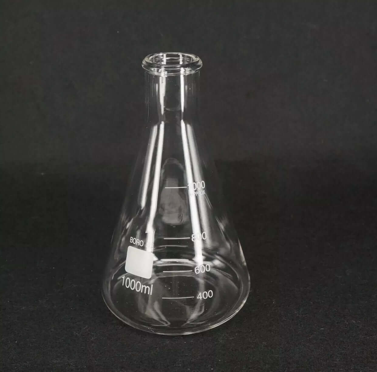 1000ml conical Erlenmeyer flask made of thick-walled 3.3 borosilicate glass with measurement markings.